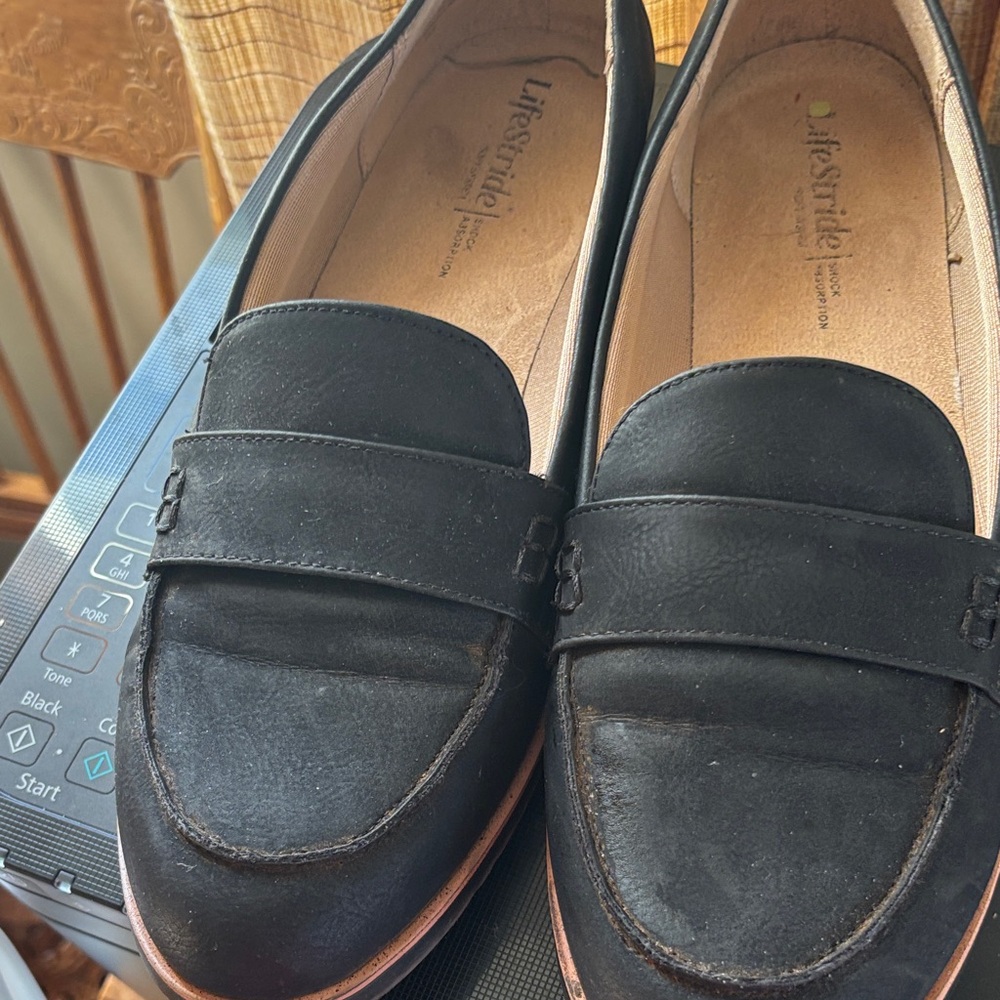Life Stride women’s  11 Classic Black Loafers